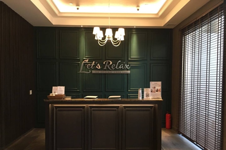 Let's Relax Spa di Jalan Patong ke-2 di Phuket