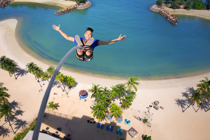 Bungy Jump & The New Tandem Bungy di Skypark Sentosa