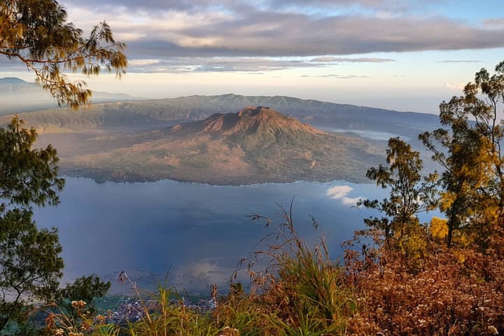 阿邦山丛林健行私人团
