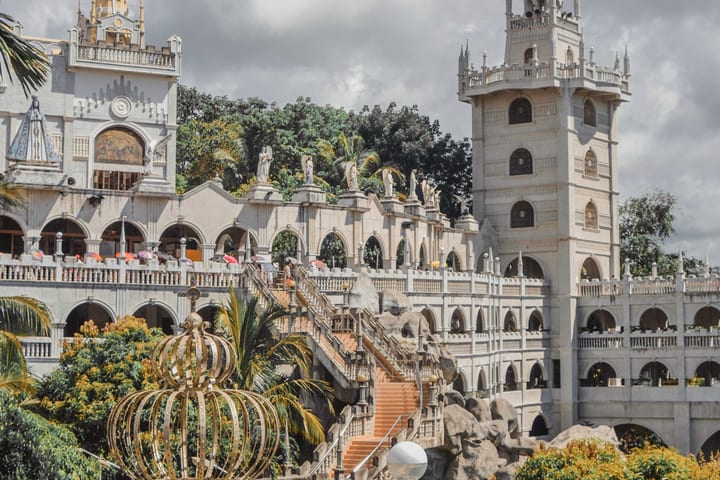 Cebu City Private Day Tour dengan Simala Shrine