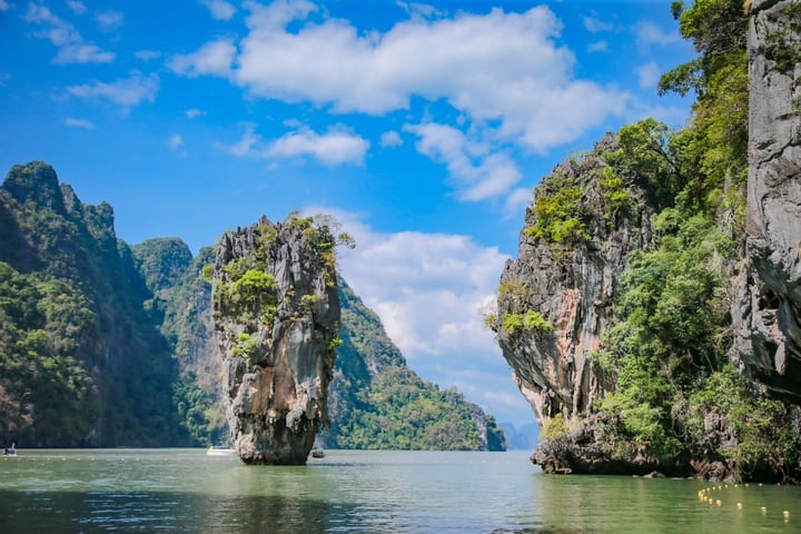 Phuket James Bond & Hong Islands One-Day Big Group Tour