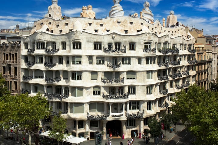Barcelona: La Pedrera-Casa Mila Ticket & Audio Guide Option