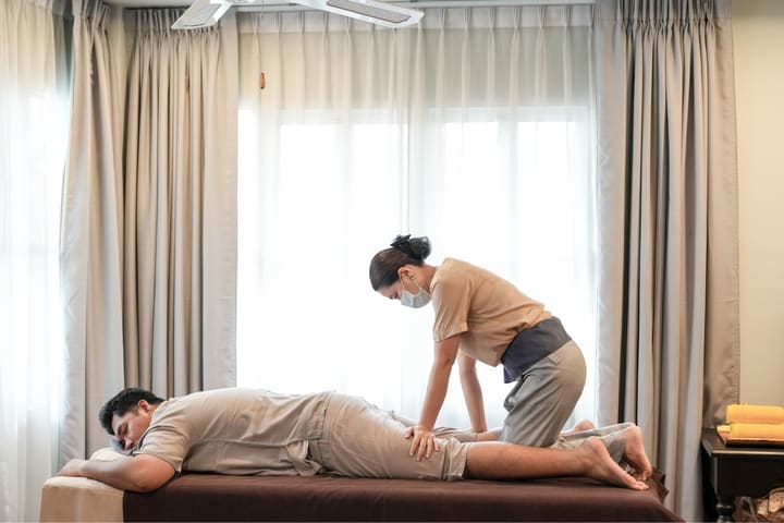 清迈塔佩阿维度假酒店的Nirand Naam Spa