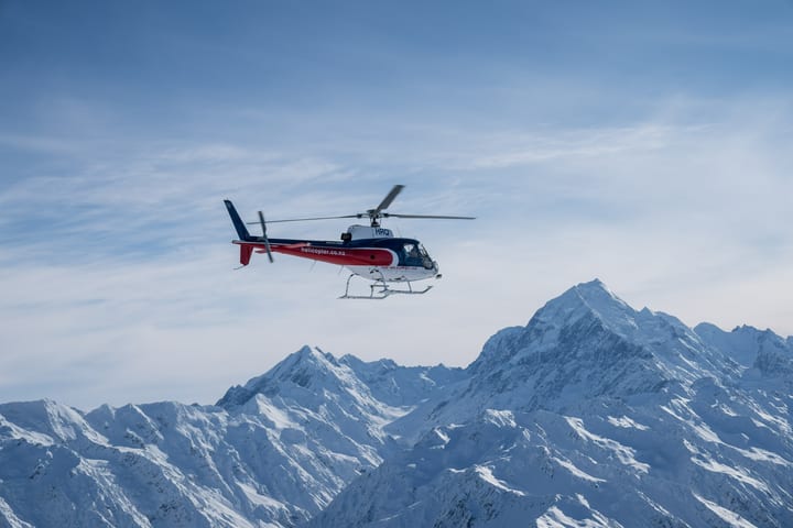 Aoraki Mt Cook Flight Experience with Alpine or Snow Landing