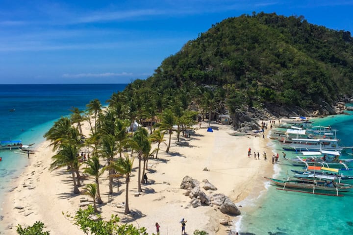 Tur Pribadi Iloilo Gigantes Island Hopping & Makanan Laut
