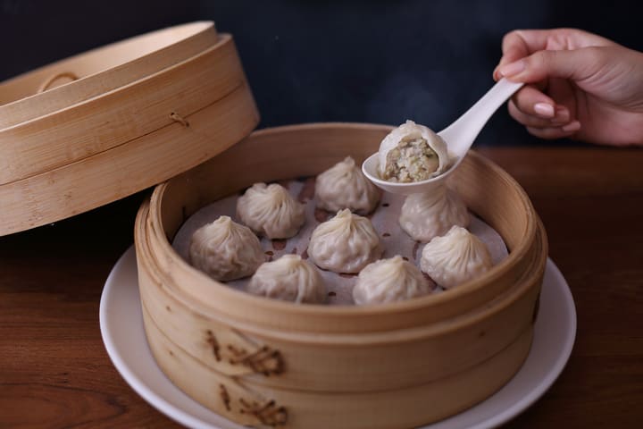 [Voucher Cetak] Hangzhou Xiao Long Bao (Minsheng Store) di MRT Zhongshan Intercity Station