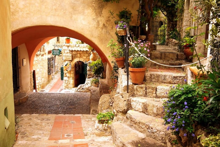 Hari Riviera Prancis (Monako, Monte Carlo, Eze, Antibes, Cannes)