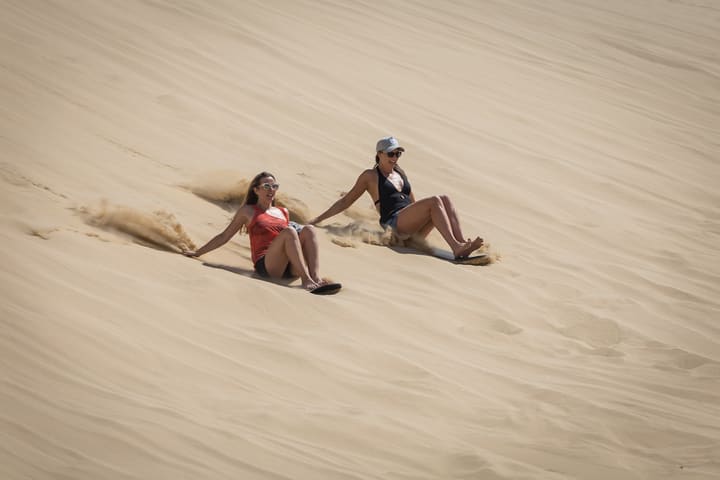 Unlimited Sandboarding Experience di Port Stephens