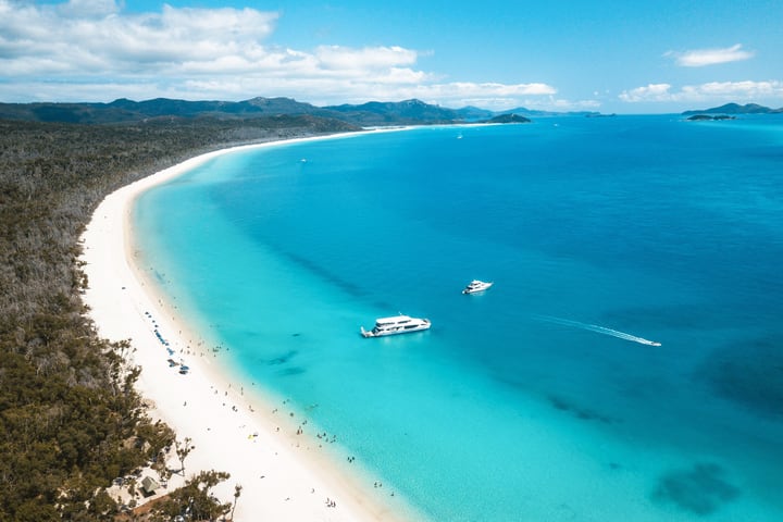 Whitsundays Cruise and Whitehaven Beach Half Day Tour