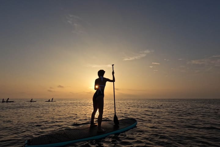 Pingtung｜Xiaoliuqiu SUP Stand-Up Paddleboarding Experience