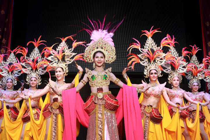 Tiket Siam Dragon Cabaret Show di Chiang Mai