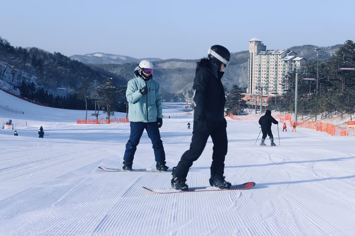 橡树谷度假村双板滑雪之旅 | 小团课程 & 门票 & 交通
