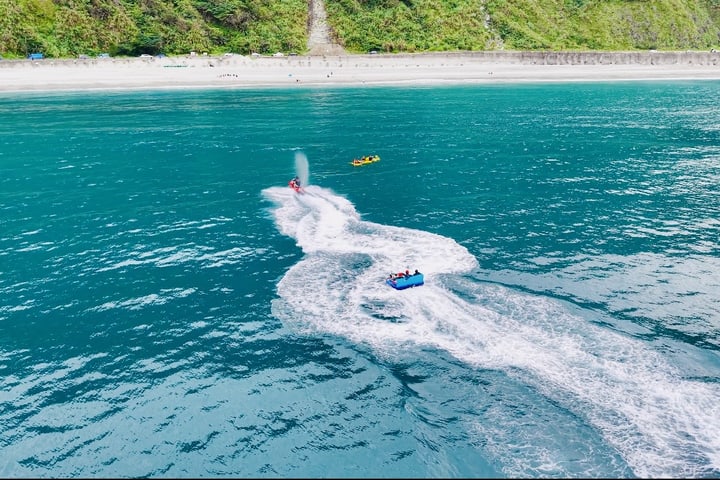 宜蘭東澳 : Water Sports: Jetski