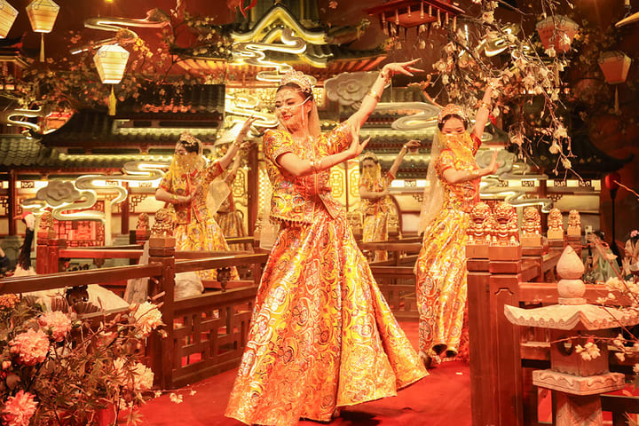 Shenzhen Xuyan - An Immersive Ancient Chinese Court Banquet