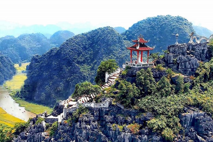 Dari Ninh Binh: Tur Sehari Hoa Lu, Bai Dinh, Trang An, Gua Mua