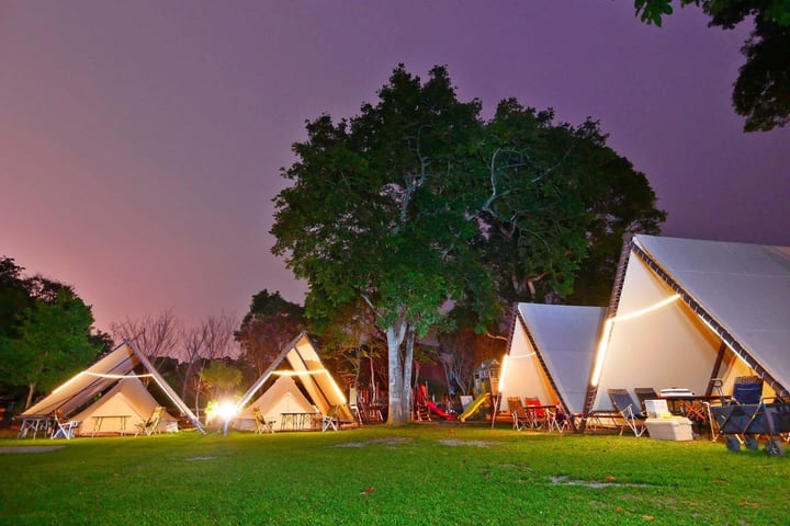 Berkemah di Miaoli | Tree Whisper Starry Sky | Tenda Lonceng Nordik Bebas Pasang & Pengalaman Berkemah dengan Karavan Nordik