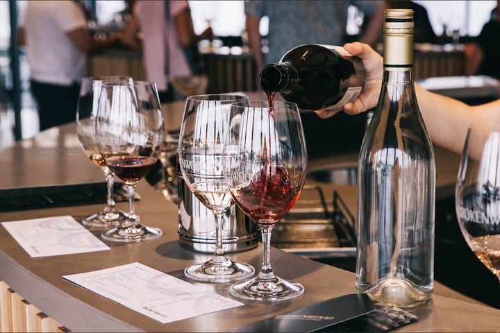 Brokenwood Wine Tasting di Hunter Valley
