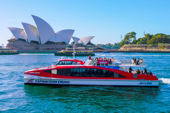 Hop On Hop Off Cruise dari Circular Quay atau Darling Harbour