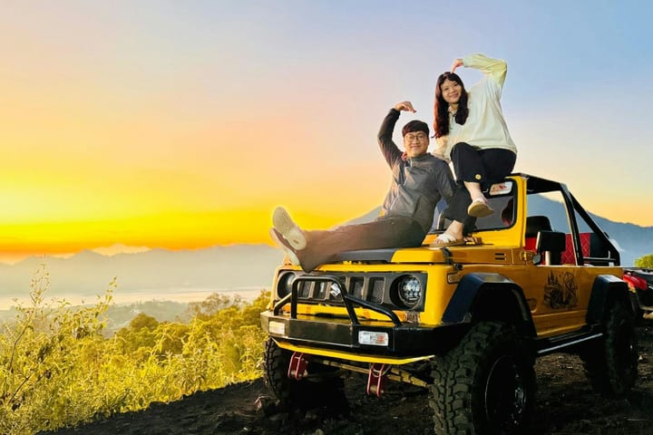 Tur Pribadi Sehari Penuh Gunung Batur Jeep Matahari Terbit & Ubud