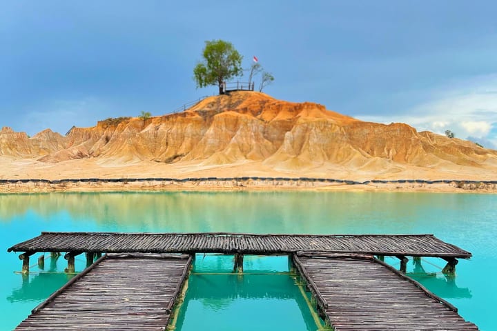 Tur Pribadi Gurun Bintan & Danau Biru
