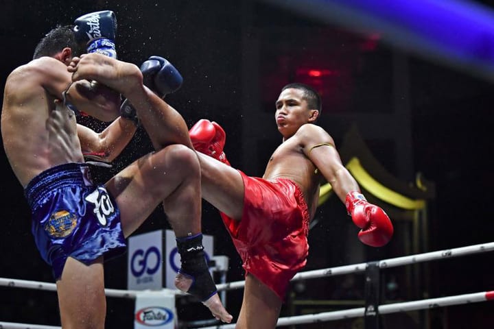 Chiangmai Kalare Night Bazaar Boxing Stadium Muay Thai