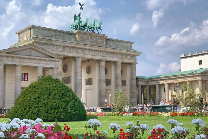 Discover the Berlin Half-Day Walking Tour