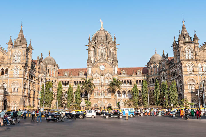 Mumbai Half Day Tour - Dharavi, Dhobighat, dan Dabbawallas