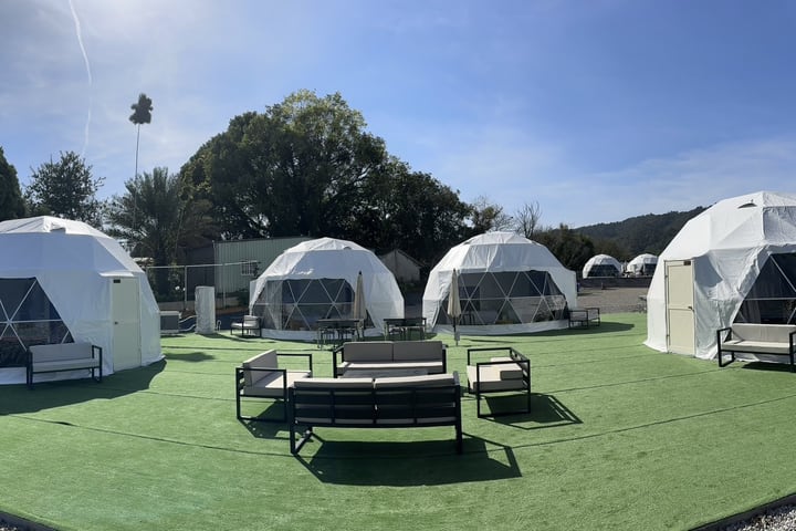Berkemah di Taichung｜Perahu Pantai｜Xia Qing Bintang Tiga Camp｜Tenda Bintang Bola 8 Meter / 6 Meter