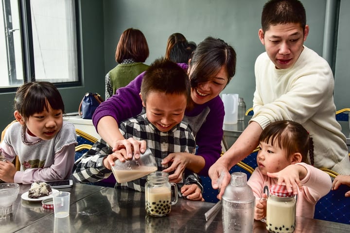 Chiliwan Pearl Milk Tea Culture Center Hand-shaken Pearl Milk Tea DIY Experience