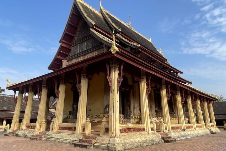 Vientiane Temples and City Highlights Private Tour