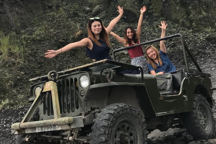 Prambanan Temple and Merapi Kaliadem Day Tour in Yogyakarta