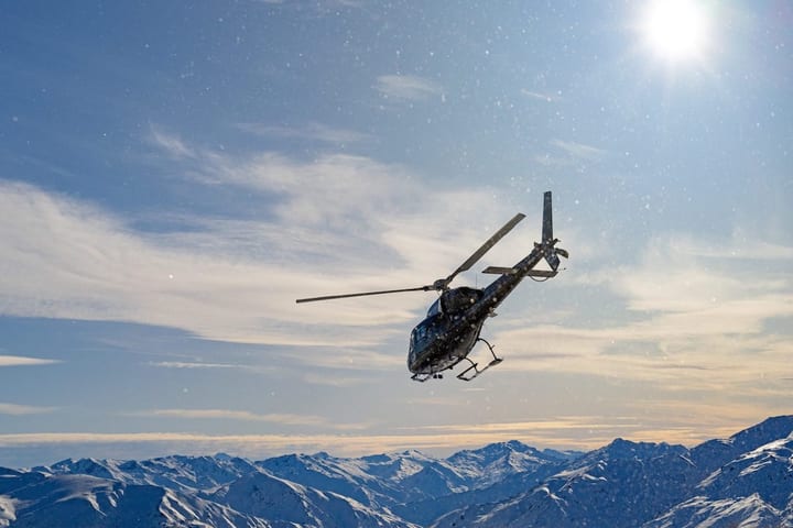 Snow Landing Helicopter in Queenstown