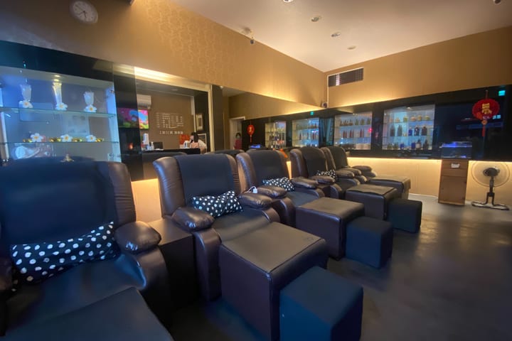 Taichung: Five Needle Pine F&B Wellness Center Massage Voucher 6