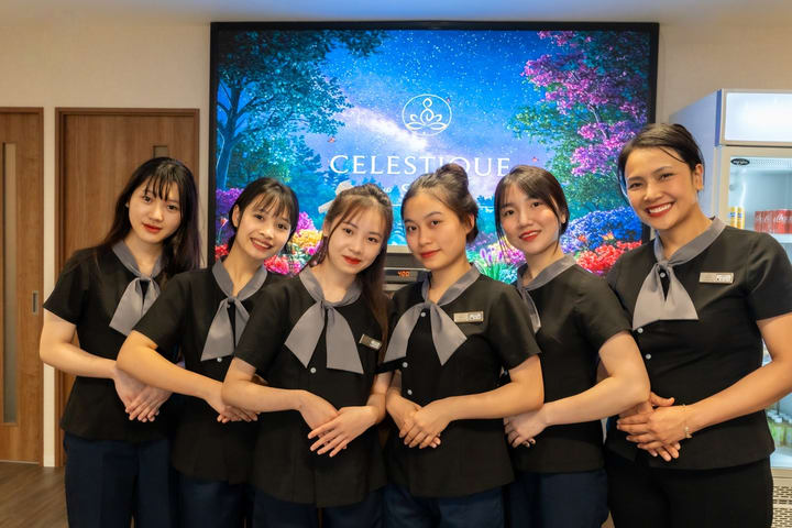 Vietnamese Hair Wash & SPA Experience (Osaka)