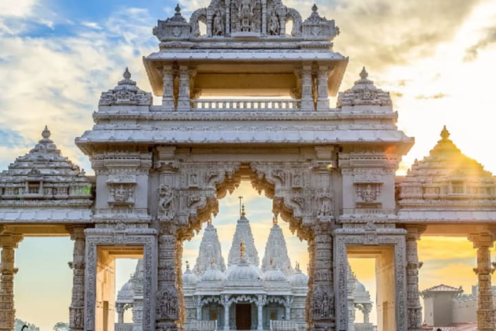 Tur Sehari Penuh New York BAPS Mandir & Longwood Gardens dengan Arsitektur