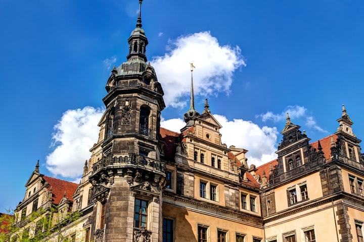 Dresden Castle with New Green Vault Guided Tour