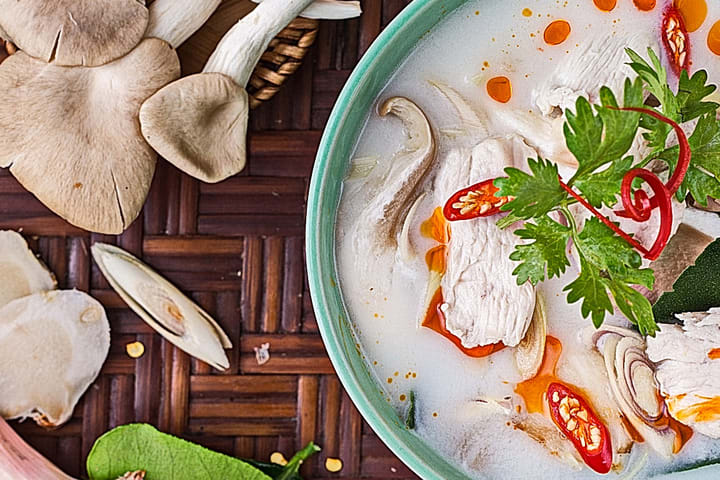 Phuket Thai Cooking Class: Choose Your Menu + Market Tour + Transfer