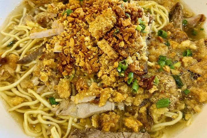 Flavors of Iloilo Half-Day Food Tour: Batchoy, Pancit Molo, and More