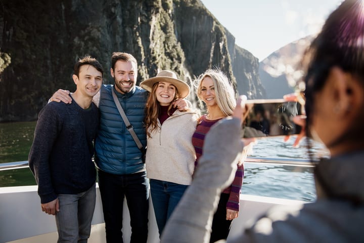 Tur Alam Sehari Penuh Queenstown Milford Sound