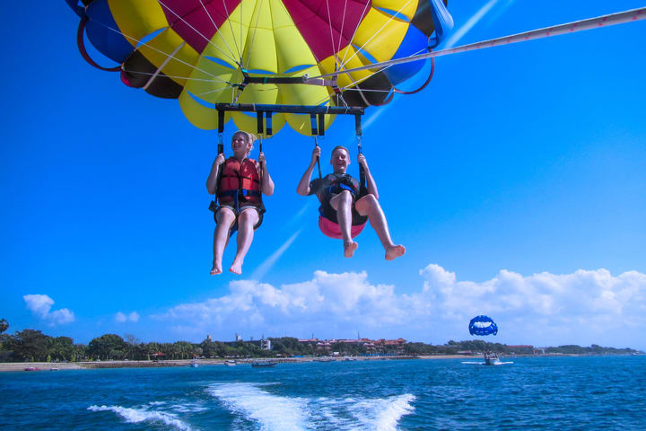 Bali Parasailing Adventure