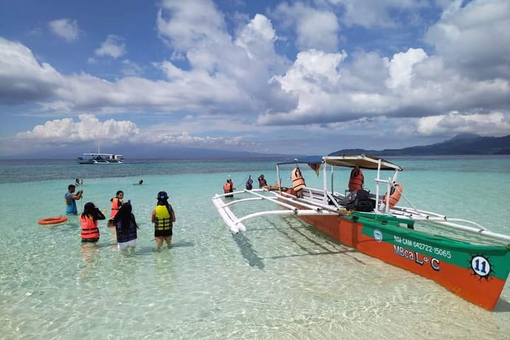 Tur Keliling Pulau Sehari Penuh Camiguin dengan Snorkeling