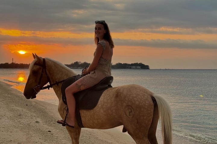 Gili Trawangan Sunset/Sunrise Beach Horse Riding Experience