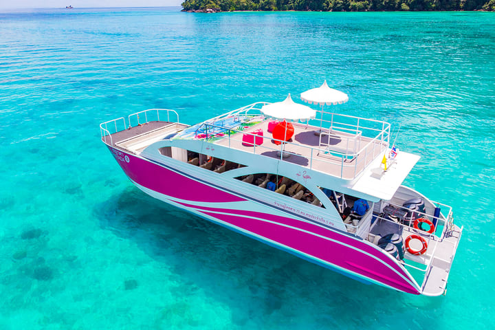 Phuket: Phi Phi islands Tour By Speed Catamaran 2 Storeys