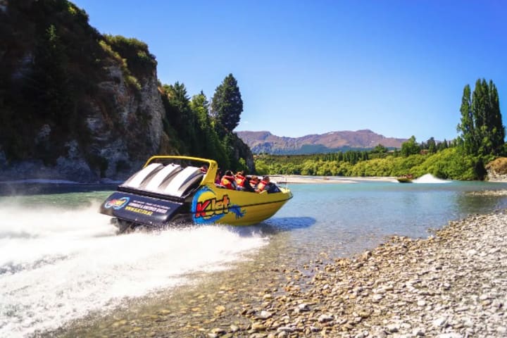 1 Hour Shotover River and Kawarau River Jet Boat Ride