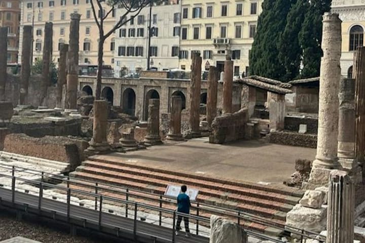 Area Arkeologi Largo Argentina di Roma