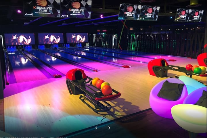 Bowling Experience di 313 Somerset Orchard Road