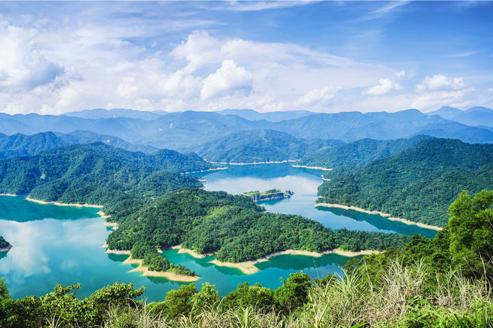 Tur Sehari Danau Seribu Pulau, Shifen, dan Jiufen Dengan Penjemputan Hotel