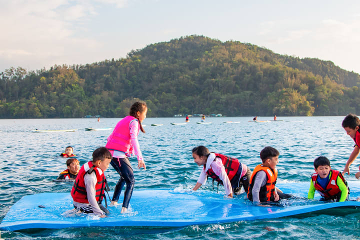 Sun Moon Lake, Nantou | SUP Stand Up Paddleboard & Water Carpet Double Experience