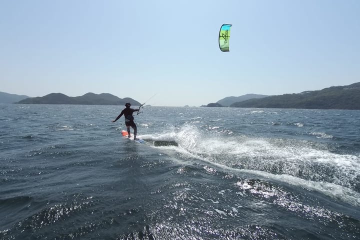 大屿山｜风筝冲浪/风翼冲浪体验