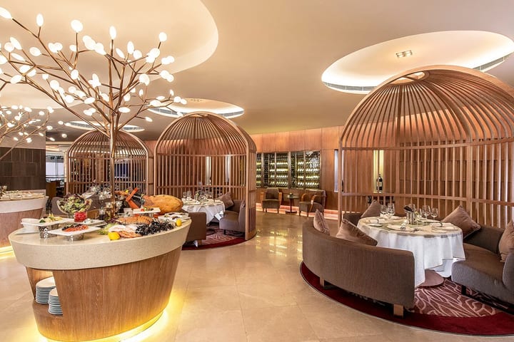 StarWorld Hotel Macau | Temptations | Set Dinner, Dinner Buffet